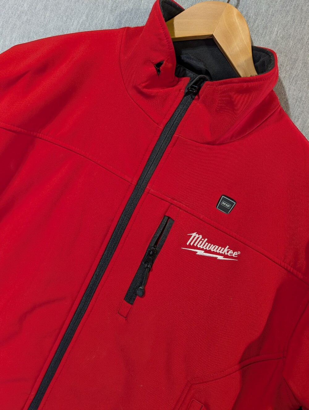 Milwaukee M12 Heat Jacket Men's Large Red Black Soft Shell